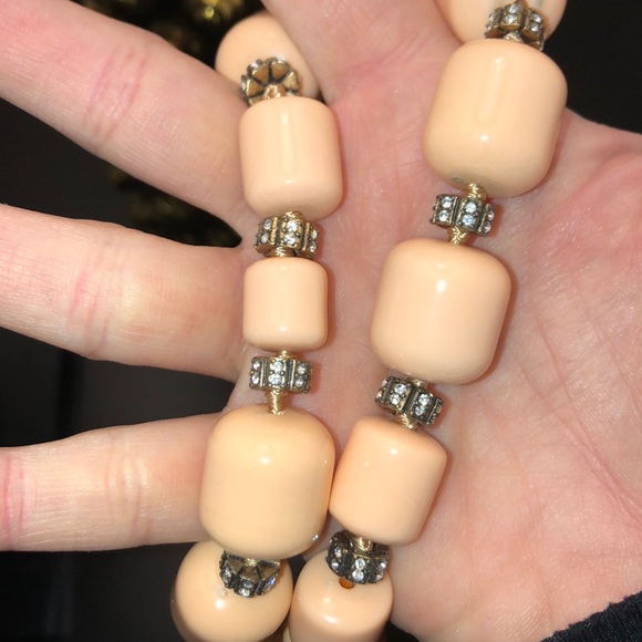Like New J.Crew Blush Bead Necklace - Picture 2 of 7